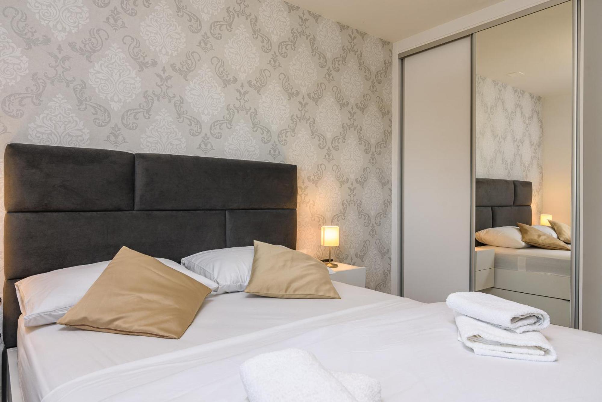Ferienwohnung Relax Trogir Exterior foto